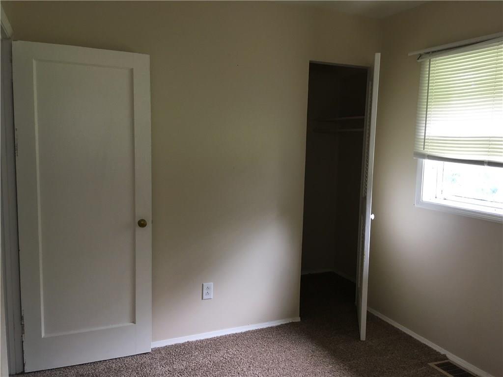 560 Jefferson Road Pittsburgh, PA 15235 - Photo 7 of 16 Gallery Image 7