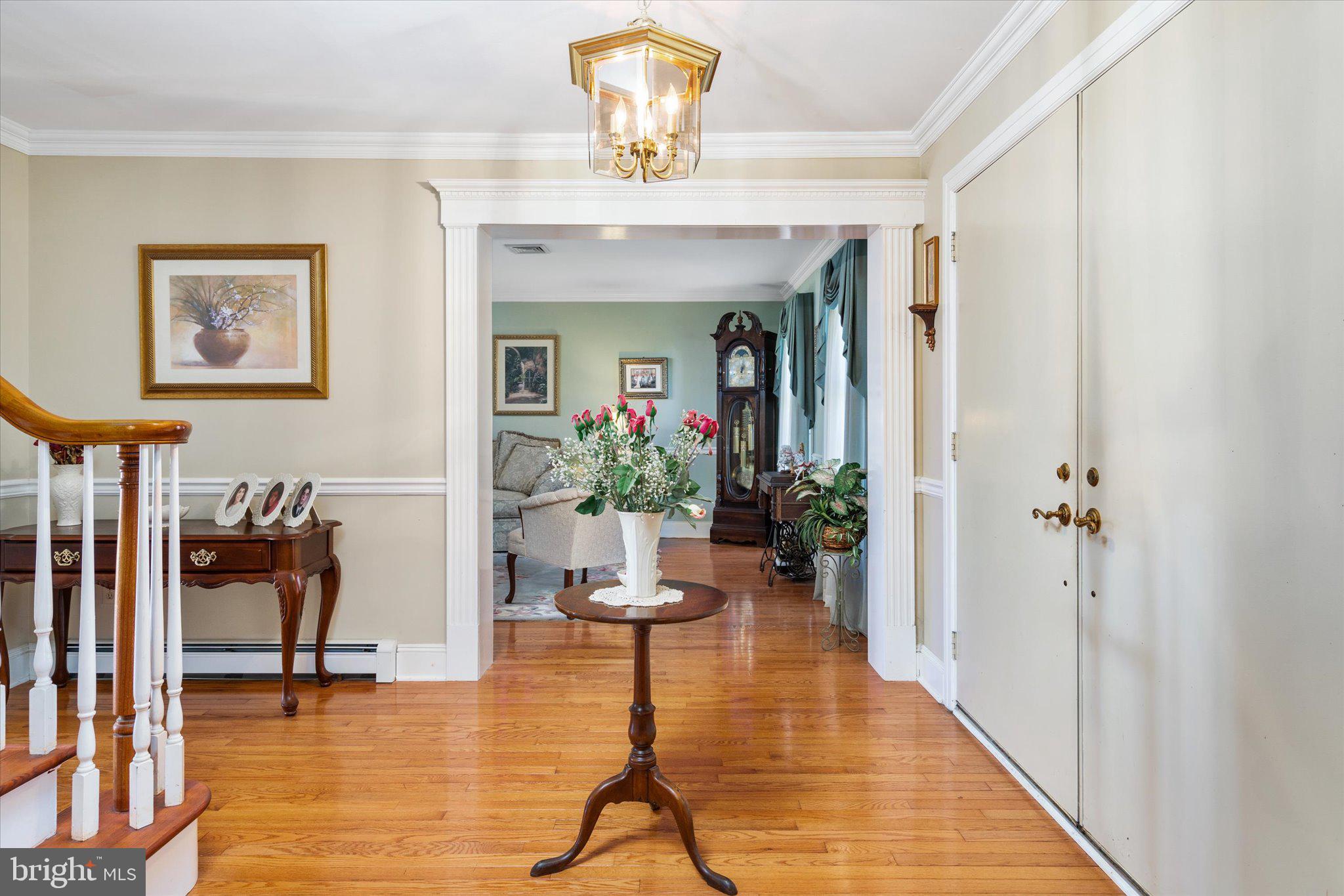 85 Line Road Trenton, NJ 08690 - Photo 12 of 38 Entrance Foyer