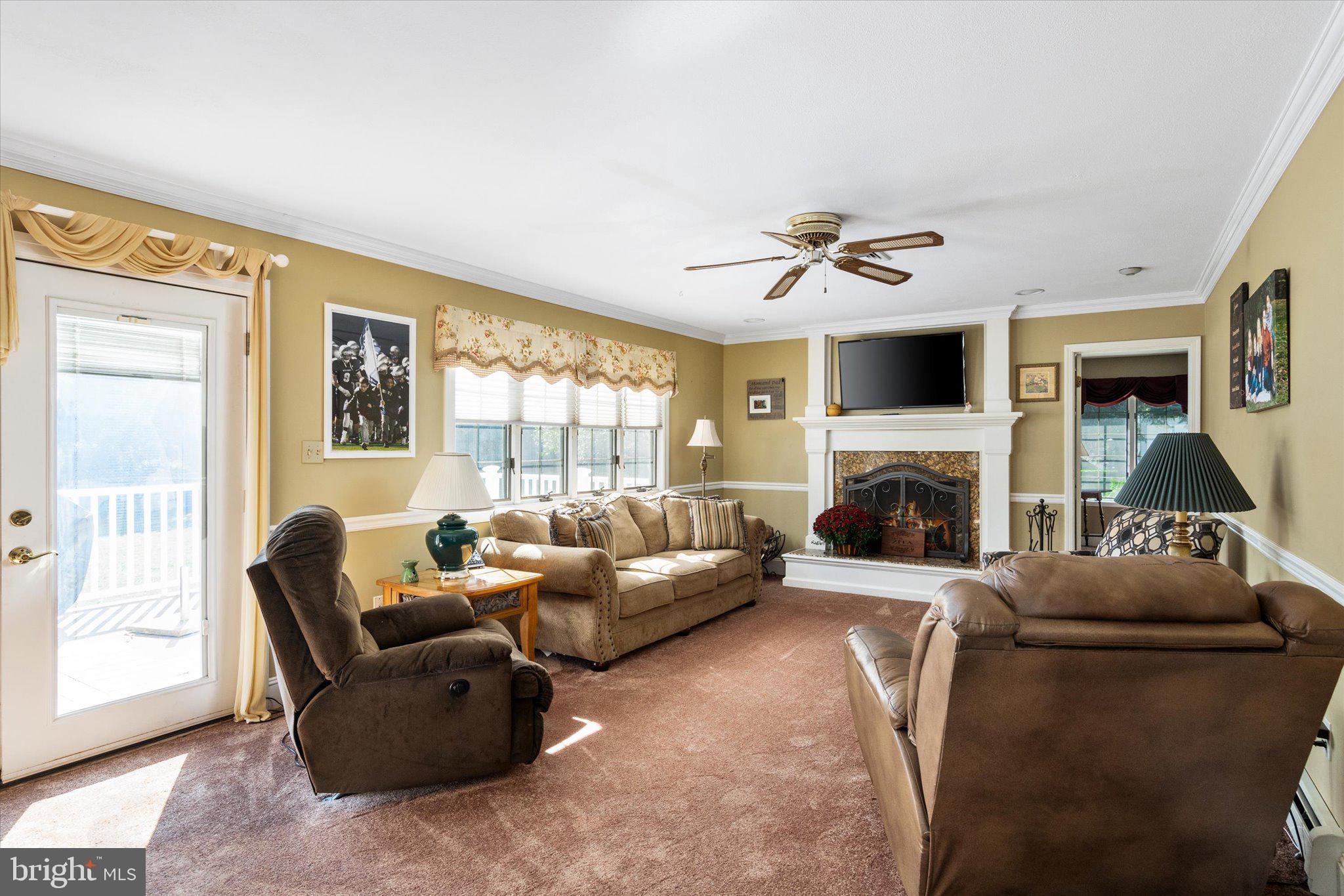 85 Line Road Trenton, NJ 08690 - Photo 9 of 38 Family Room View from Kitchen