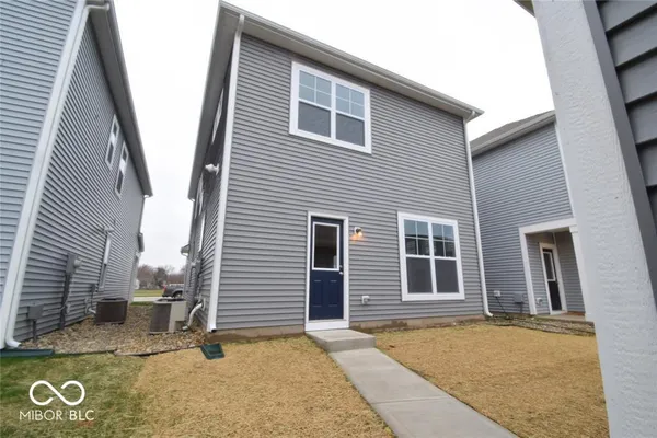 $2,100 | 2913 Bolton Square Boulevard, Indianapolis, IN 46222