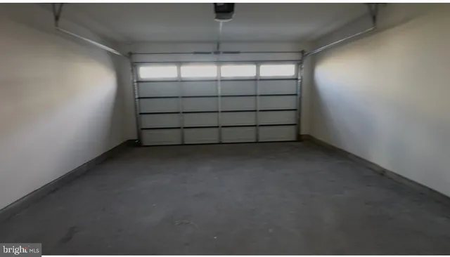 a view of a garage