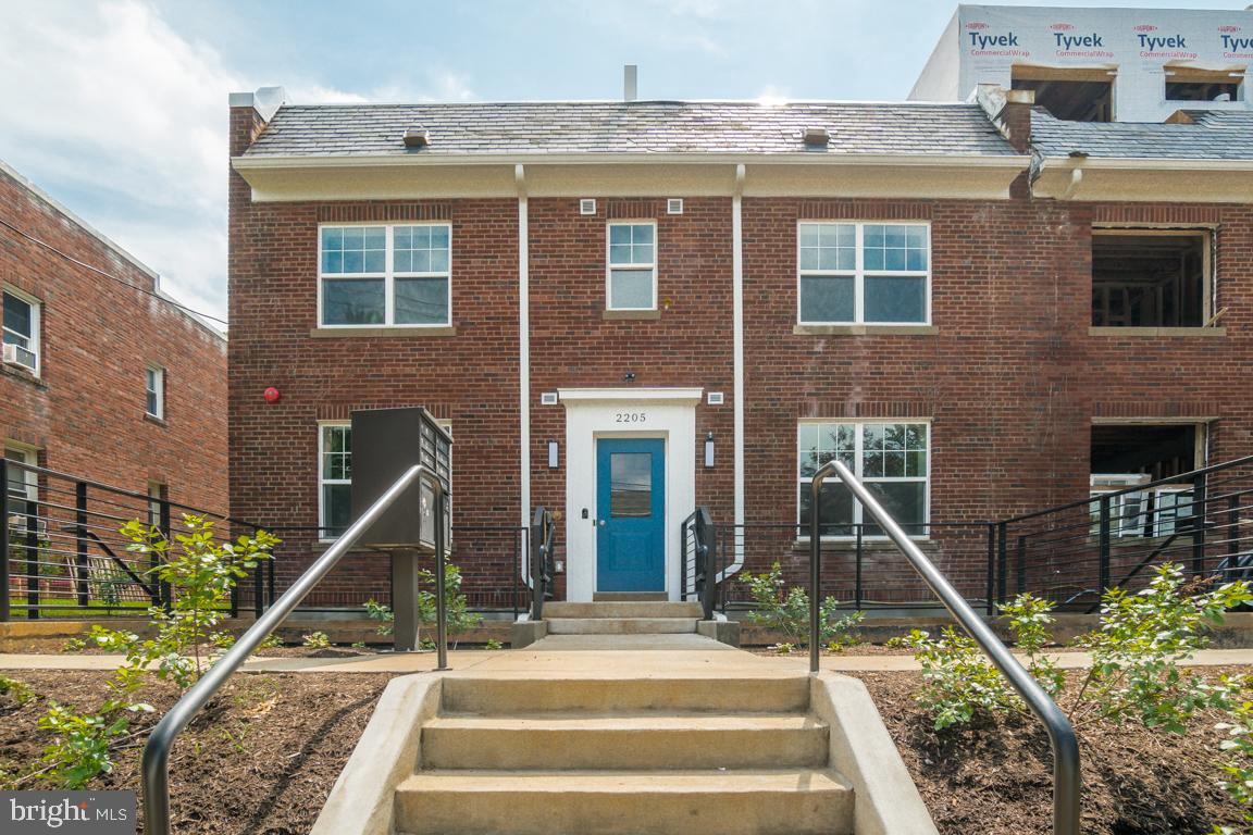 2205 40th Place Northwest, Unit 6 Washington, DC 20007 - Photo 17 of 22