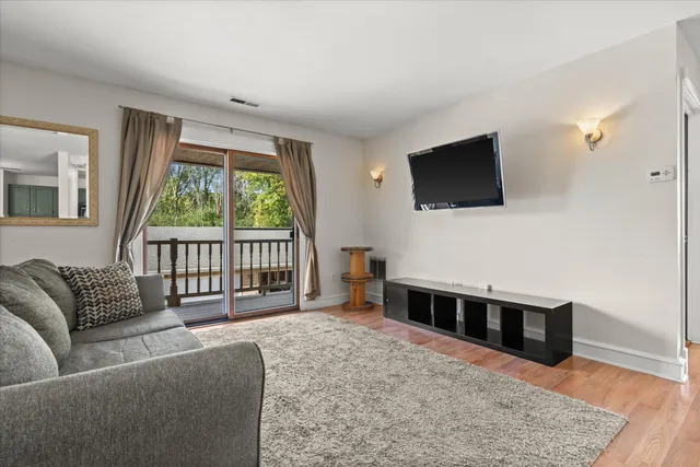 $189,900 | 387 North Dries Street, Unit G, Saukville, WI 53080