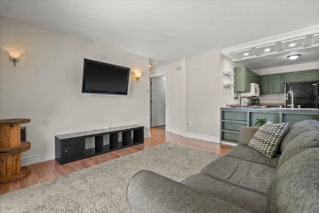 $189,900 | 387 North Dries Street, Unit G, Saukville, WI 53080