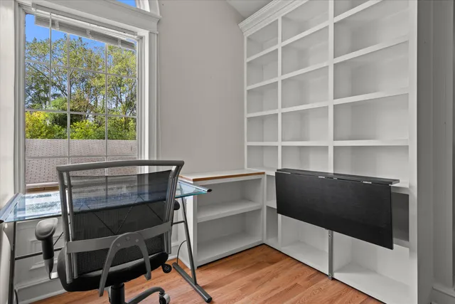 $189,900 | 387 North Dries Street, Unit G, Saukville, WI 53080