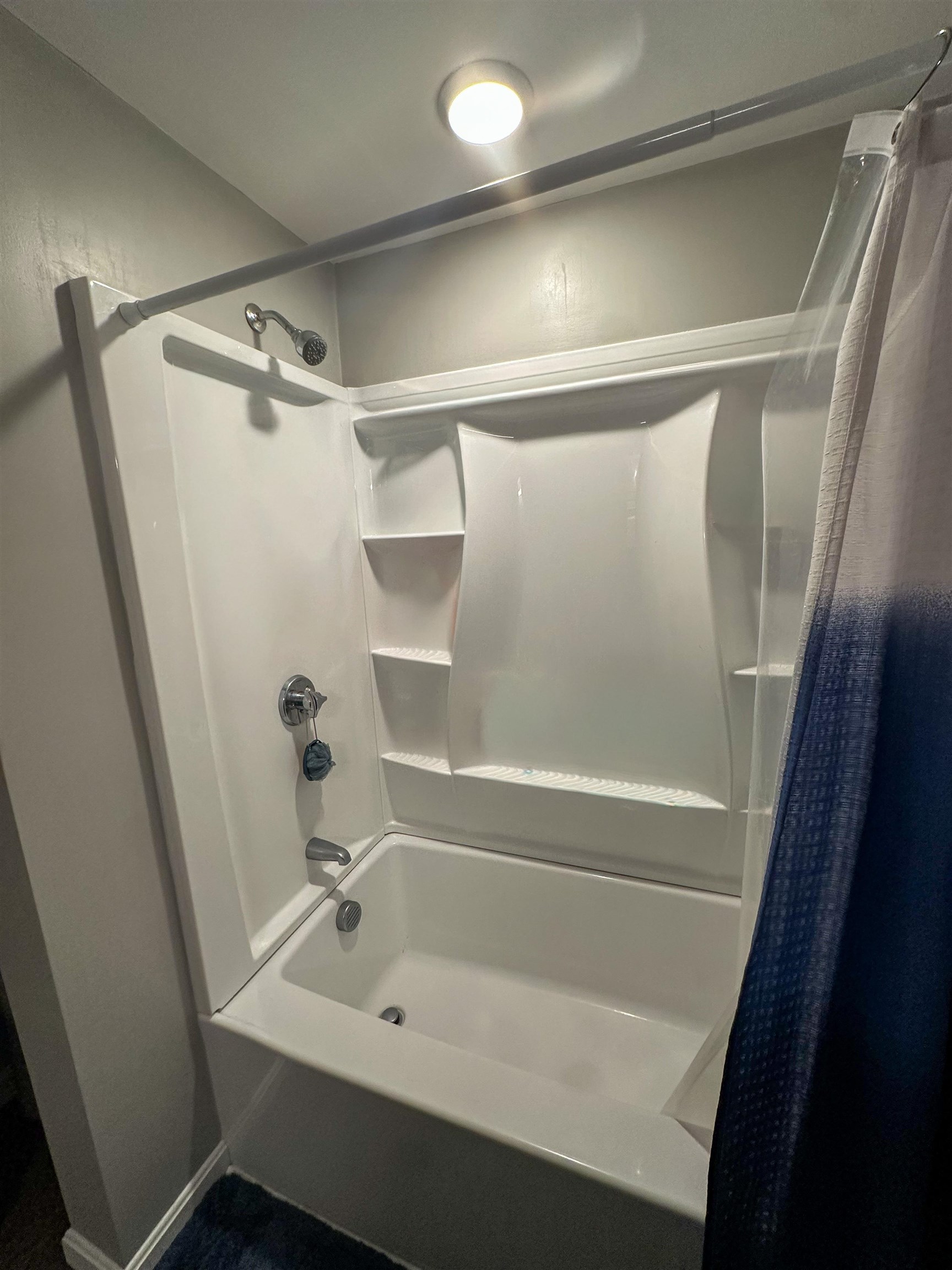 9 Monarch Way, Unit 101 Portsmouth, NH 03801 - Photo 18 of 28