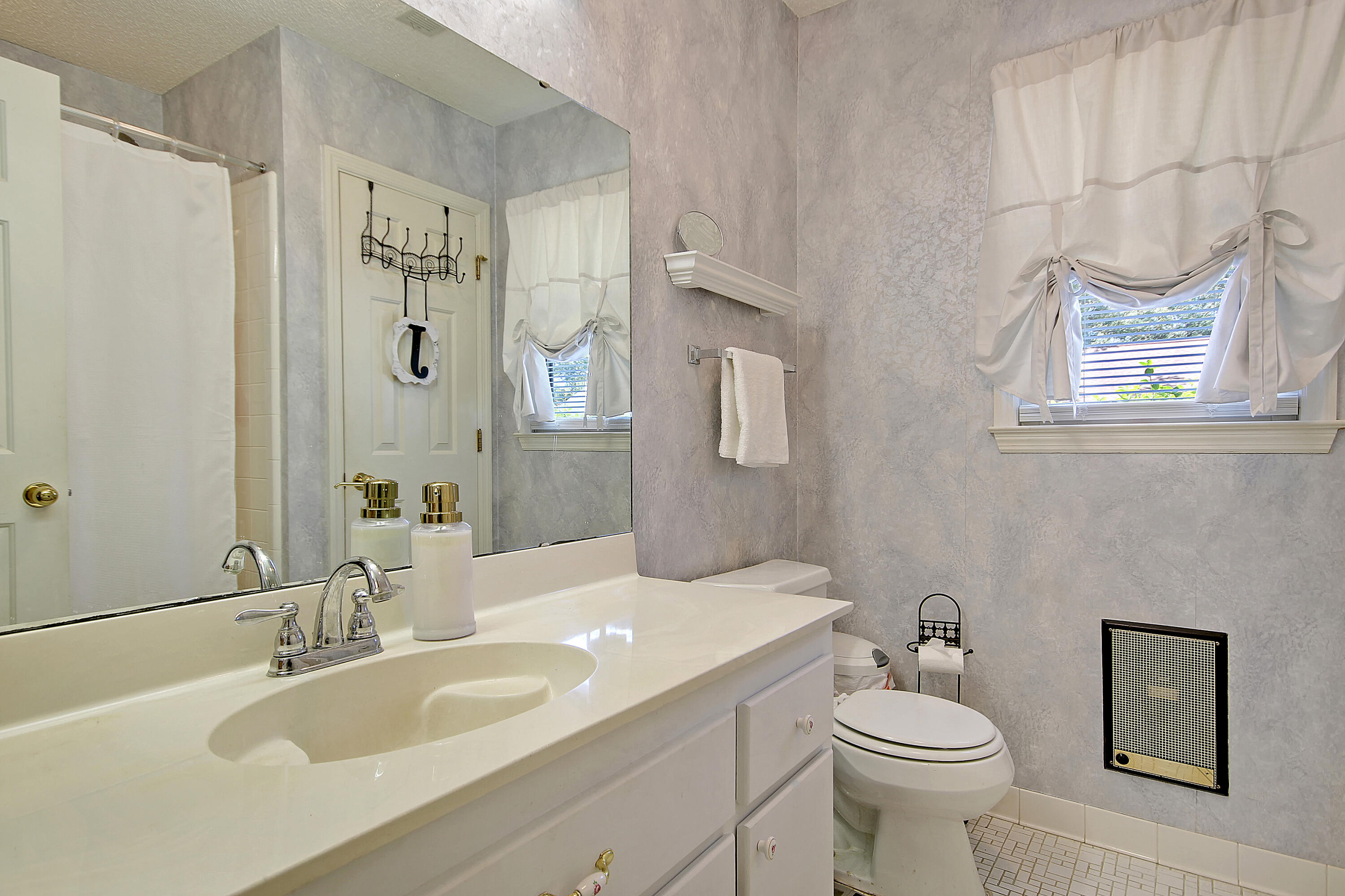 44 Andre Michaux Road Santee, SC 29142 - Photo 13 of 37 IMG_1544_IMG_1548 copy