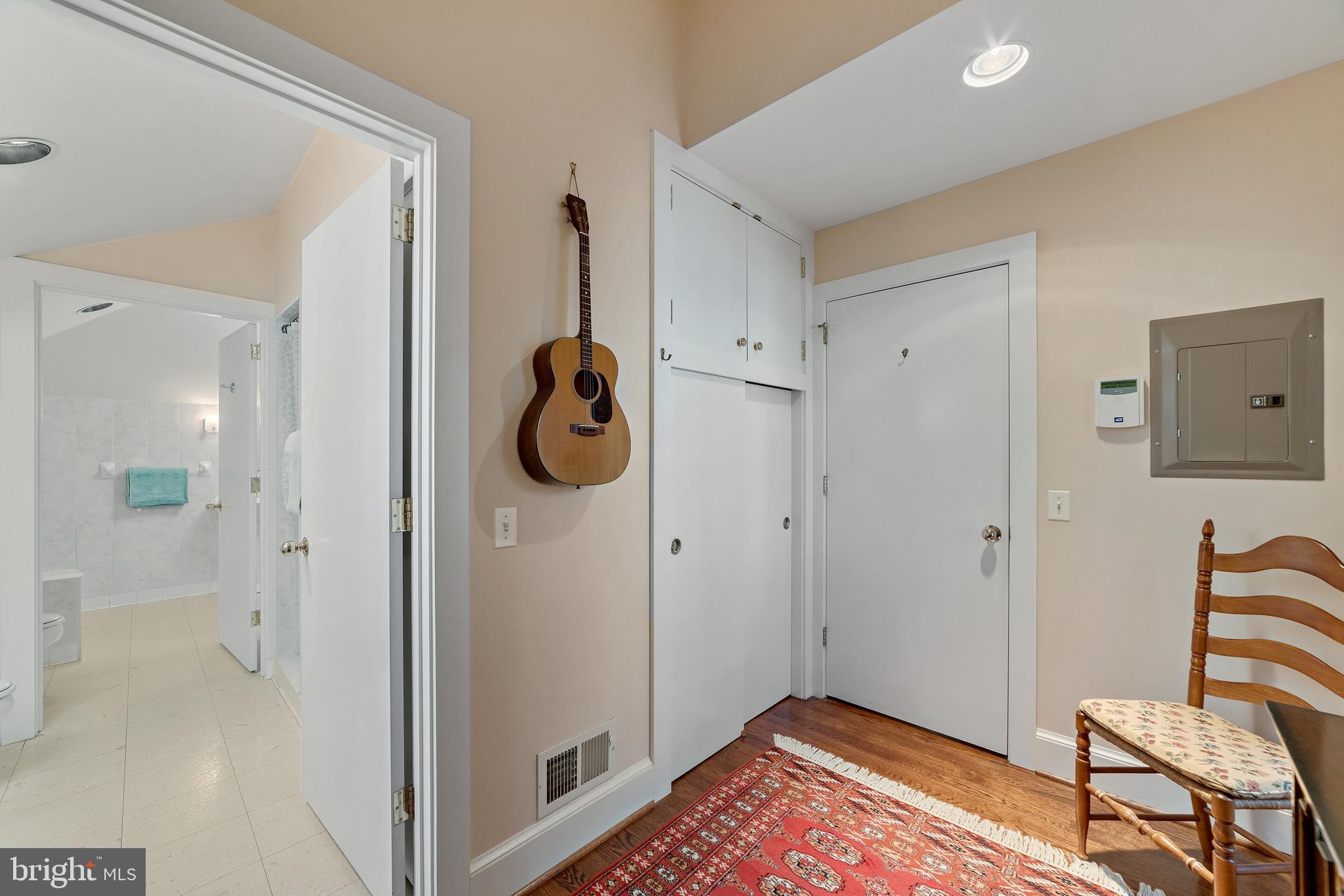 6672 John Barton Payne Road Marshall, VA 20115 - Photo 20 of 51 His dressing room