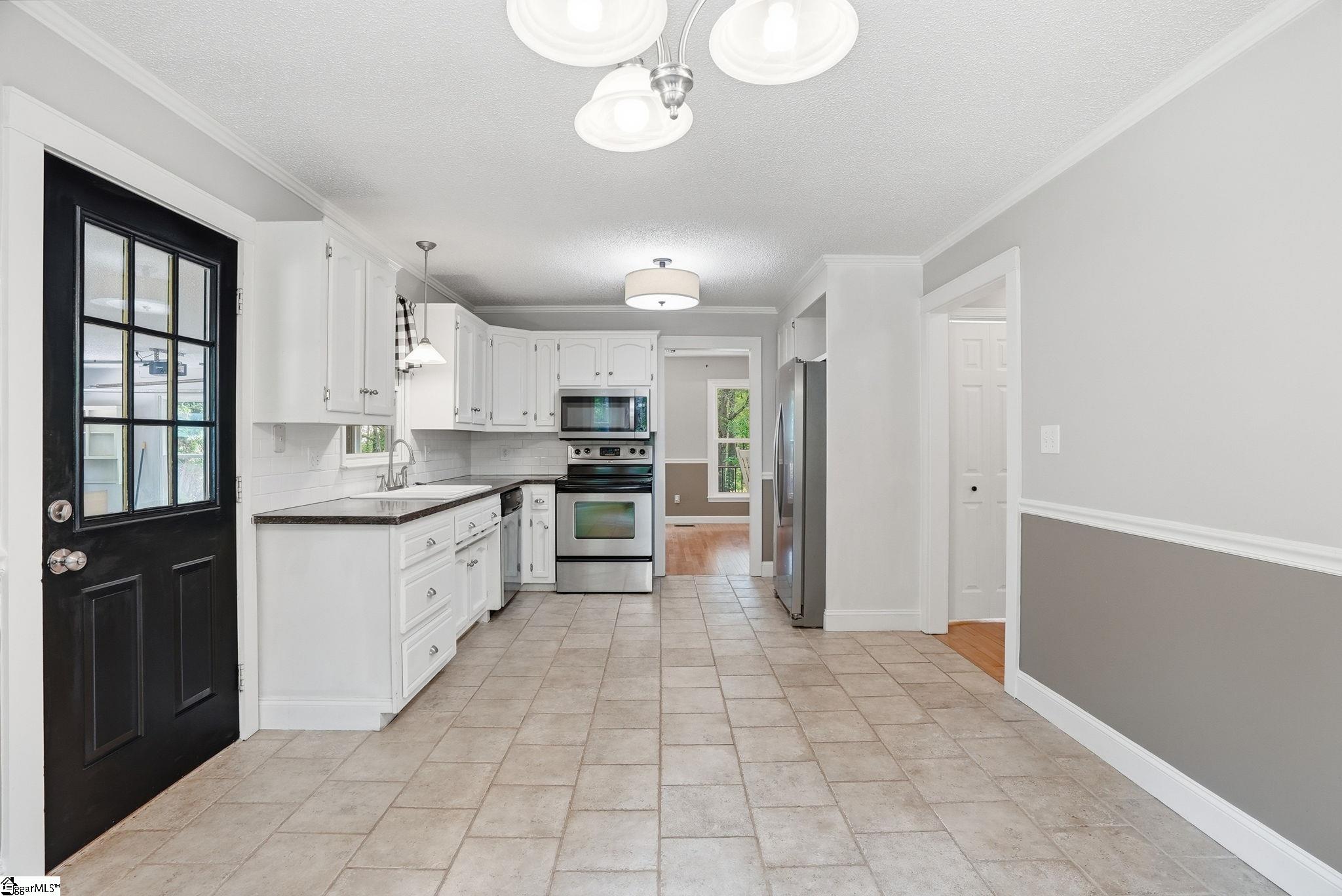 765 State Rd S-42-4257 Chesnee, SC 29323 - Photo 10 of 29