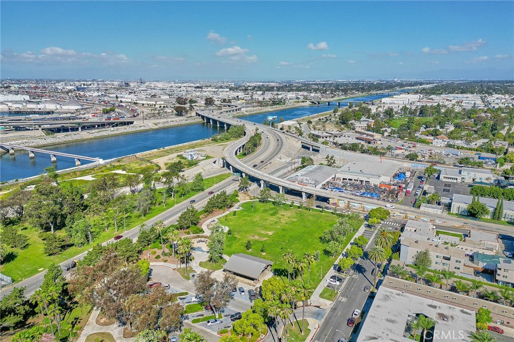 720 West 4th Street, Unit 305 Long Beach, CA 90802 - Photo 52 of 52 a view of a city