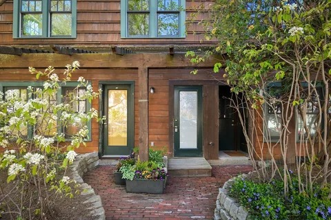 $945,000 | 411 Norfolk Street, Unit 2A, Somerville, MA 02143