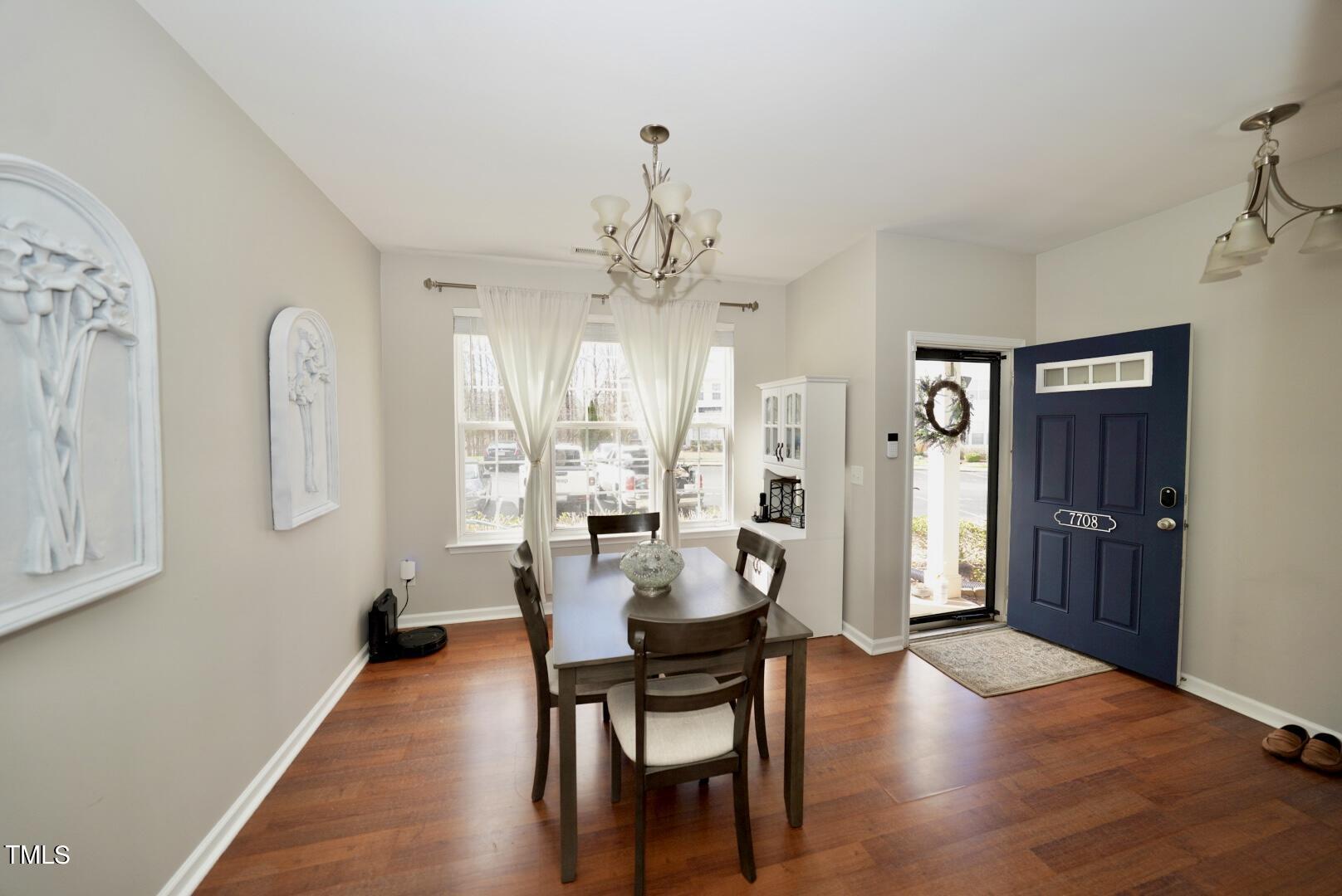 7708 Winners Edge Street Raleigh, NC 27617 - Photo 4 of 34 DSC06573