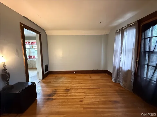 $1,050 | 733 Lasalle Avenue, Buffalo, NY 14215