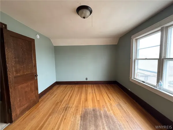 $1,050 | 733 Lasalle Avenue, Buffalo, NY 14215