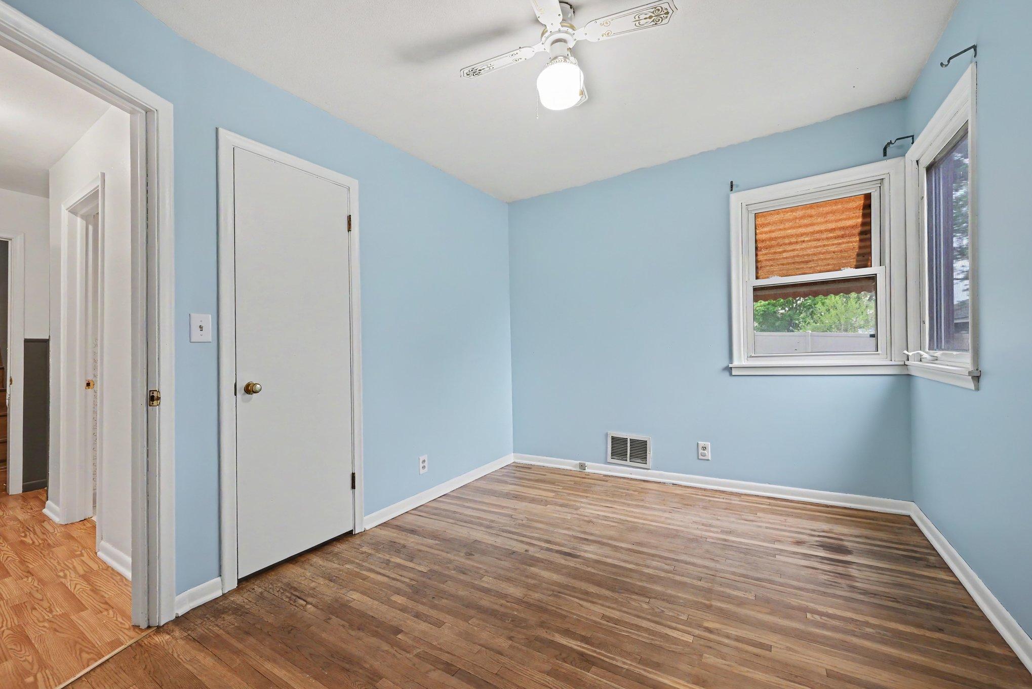 5422 Madison Street Northeast Minneapolis, MN 55421 - Photo 16 of 35