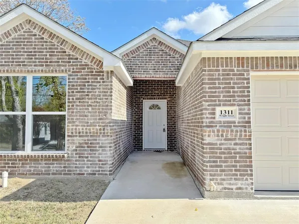 $1,650 | 1311 Wright Street, Greenville, TX 75401