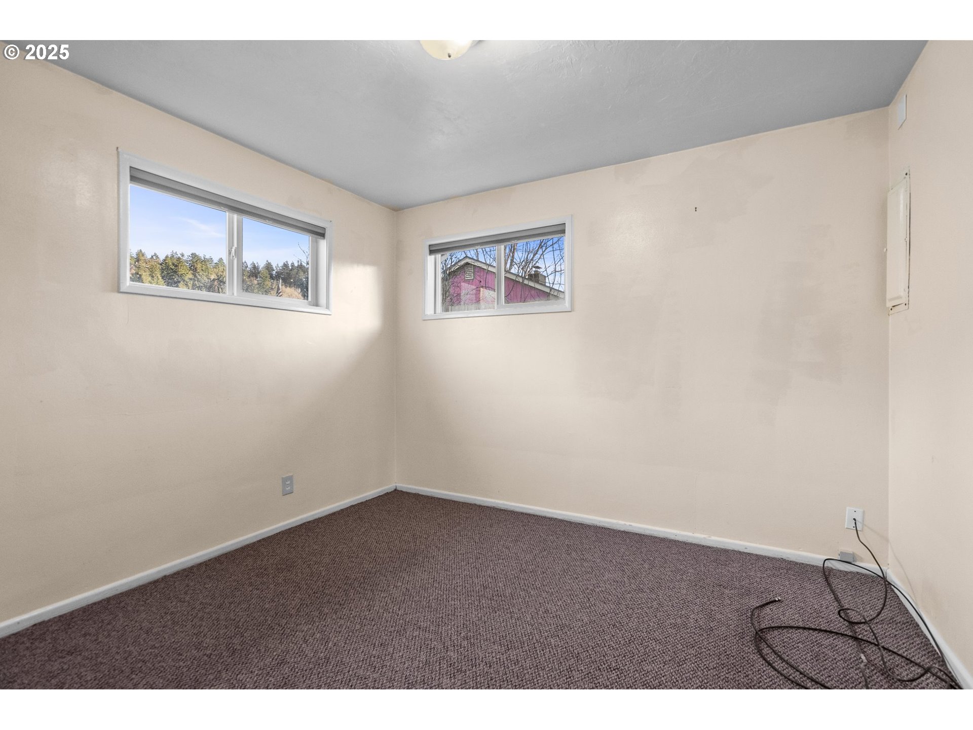 3875 East Amazon Drive Eugene, OR 97405 - Photo 20 of 33 a view of an empty room