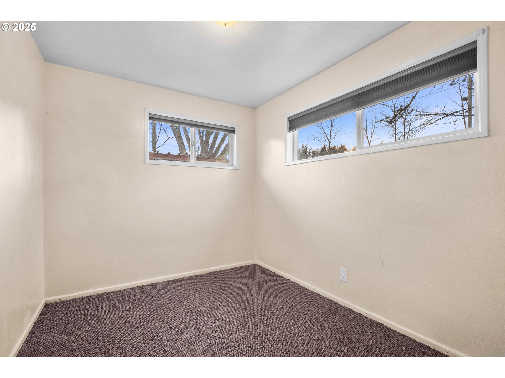 3875 East Amazon Drive Eugene, OR 97405 - Photo 23 of 33 a view of an empty room