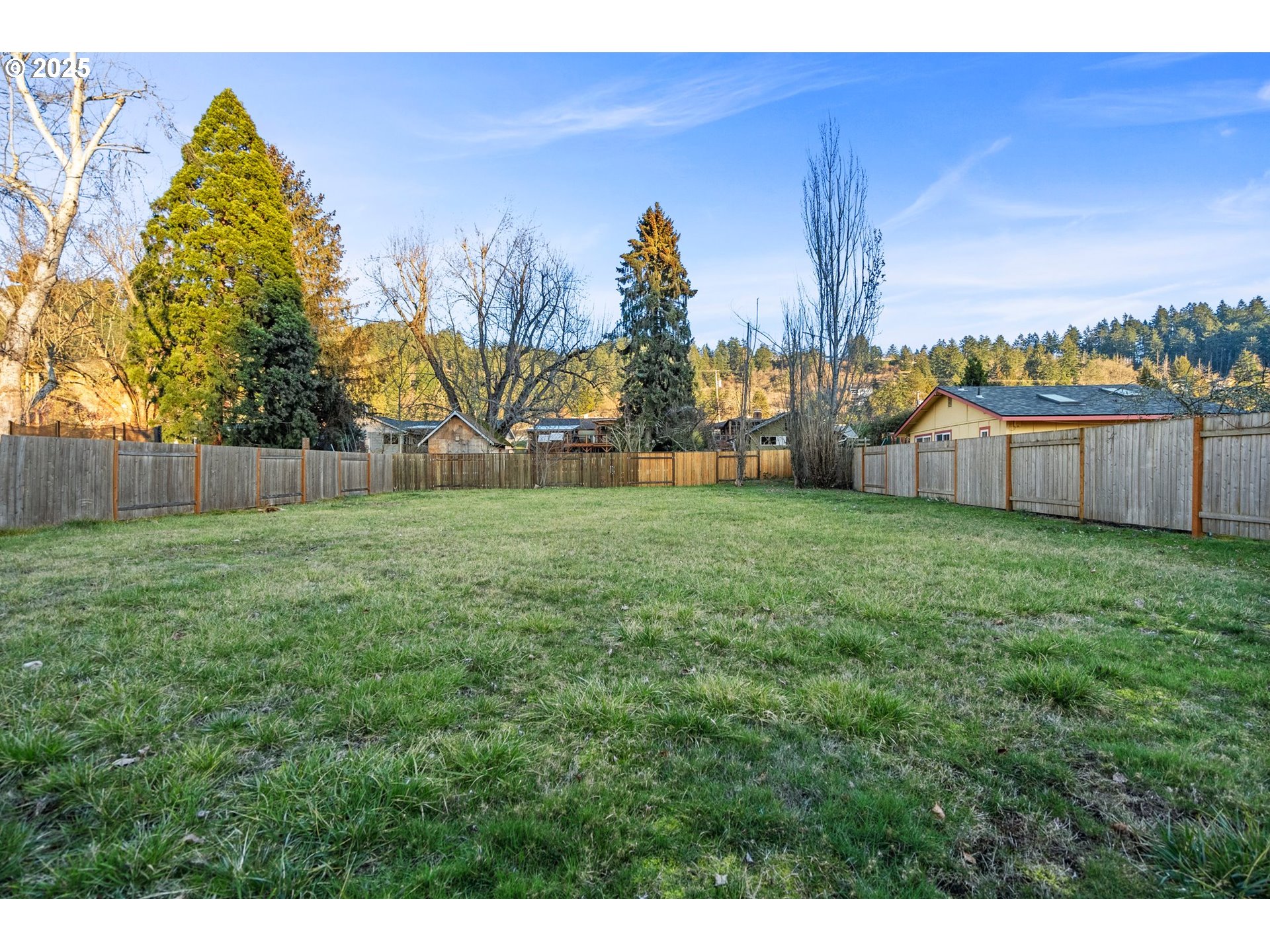 3875 East Amazon Drive Eugene, OR 97405 - Photo 33 of 33 a view of a backyard