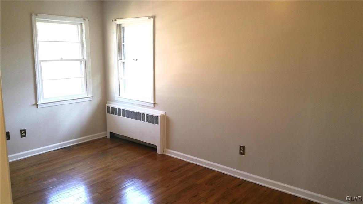 3016 Avon Road Bethlehem, PA 18017 - Photo 10 of 16 Gallery Image 10