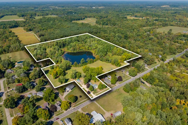 $400,000 | 508 North Van Buren Street, Bloomingdale, MI 49026