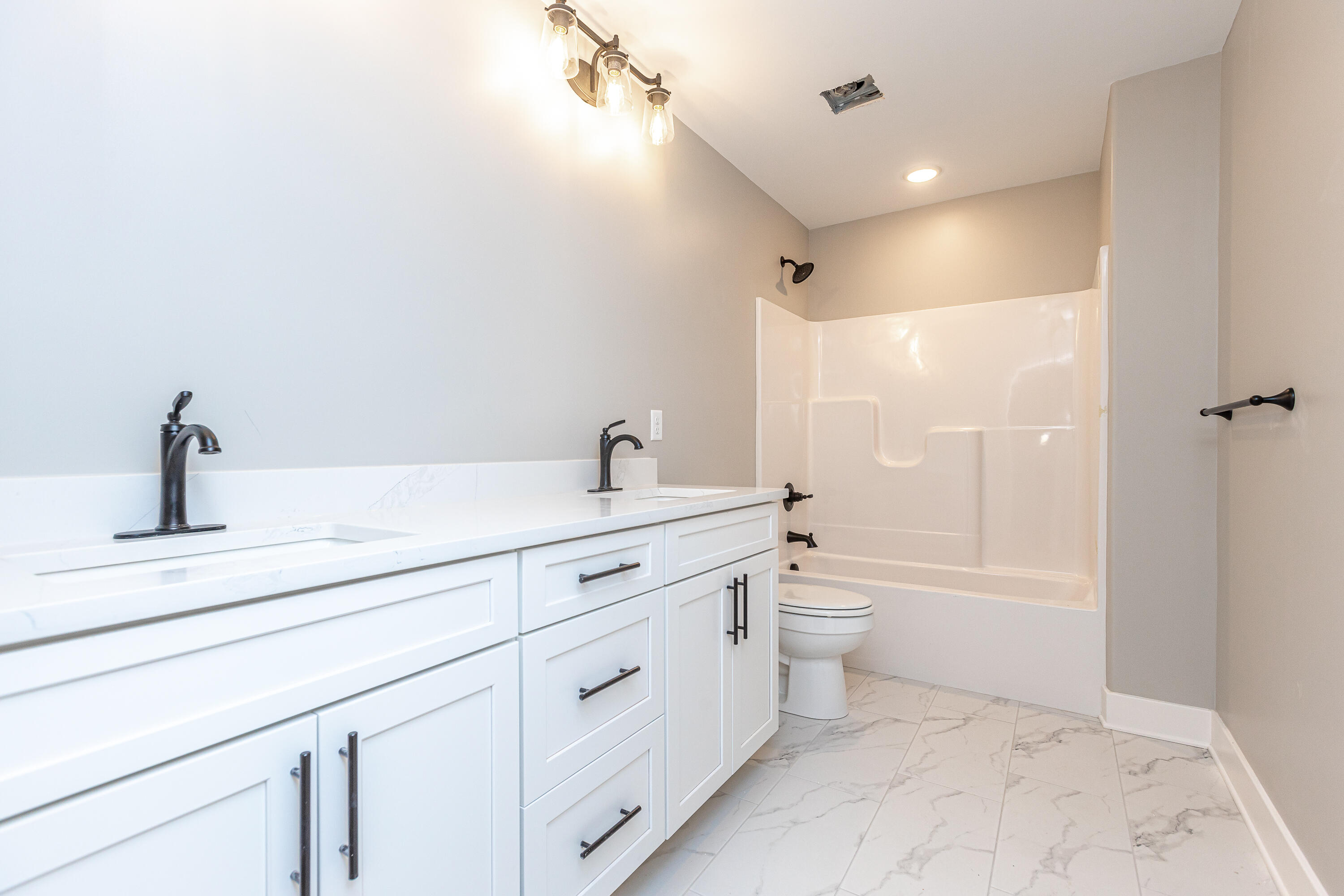 4021 Buttermilk Road Lexington, KY 40509 - Photo 39 of 54 1-36