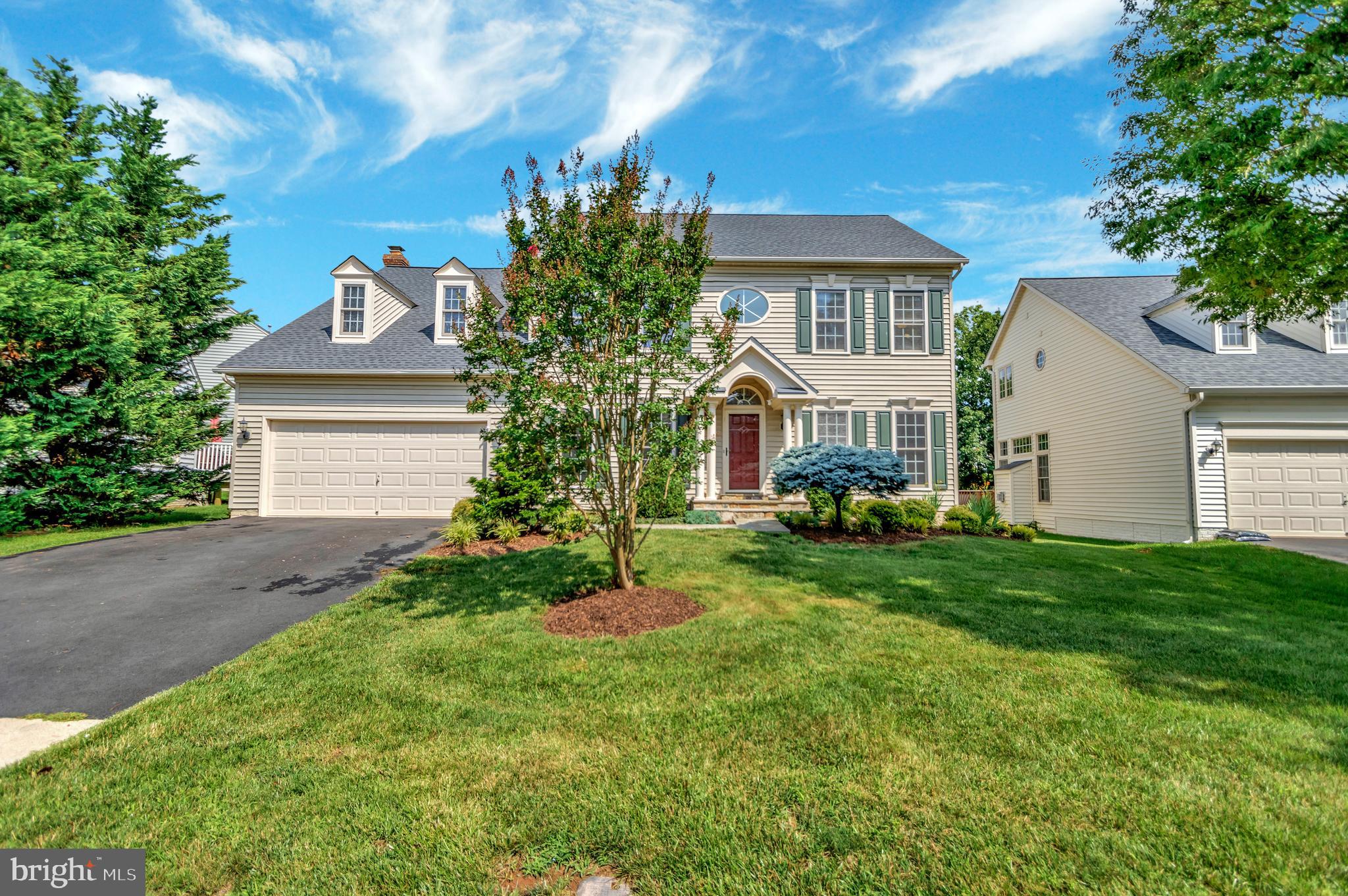 43364 Deepspring Court Ashburn, VA 20147 - Photo 58 of 59 Front View