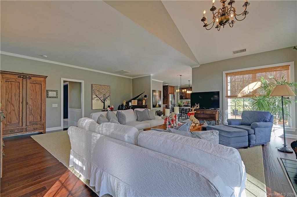 304 Matthews Estates Road Matthews, NC 28105 - Photo 8 of 24