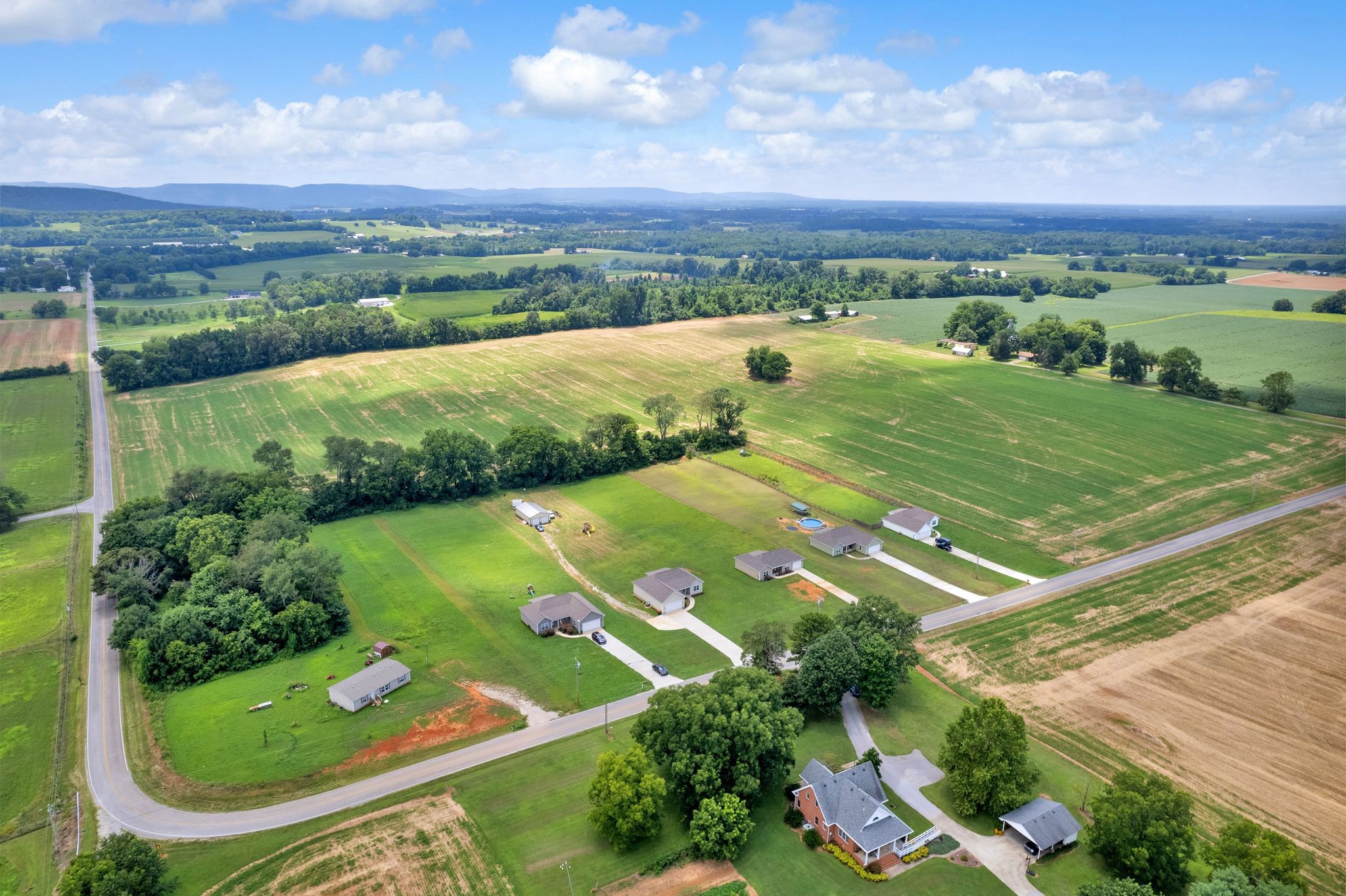 3232 Owl Hollow Road Belvidere, TN 37306 - Photo 37 of 43