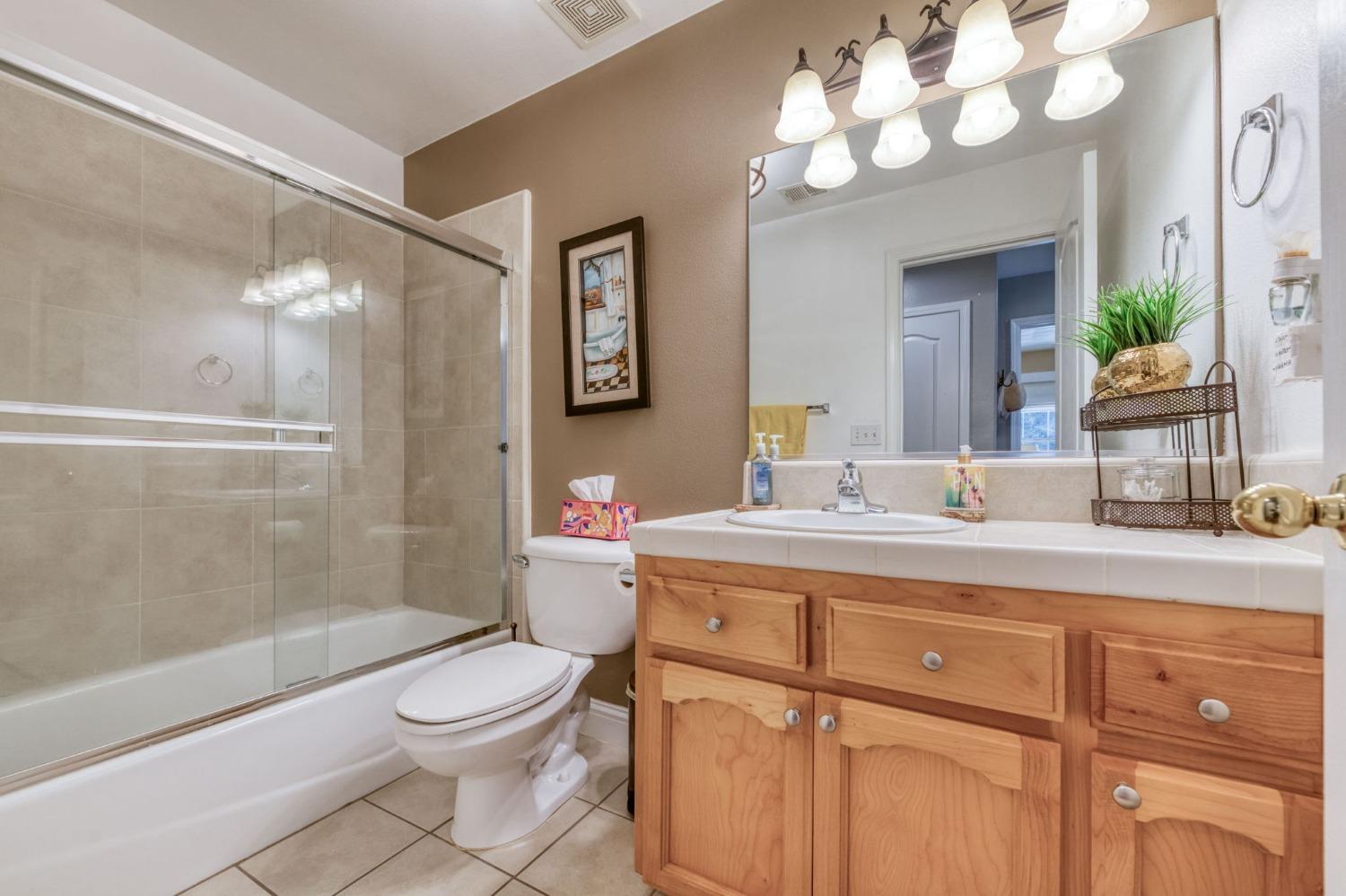 25106 Ave 18 Madera, CA 93638 - Photo 22 of 66