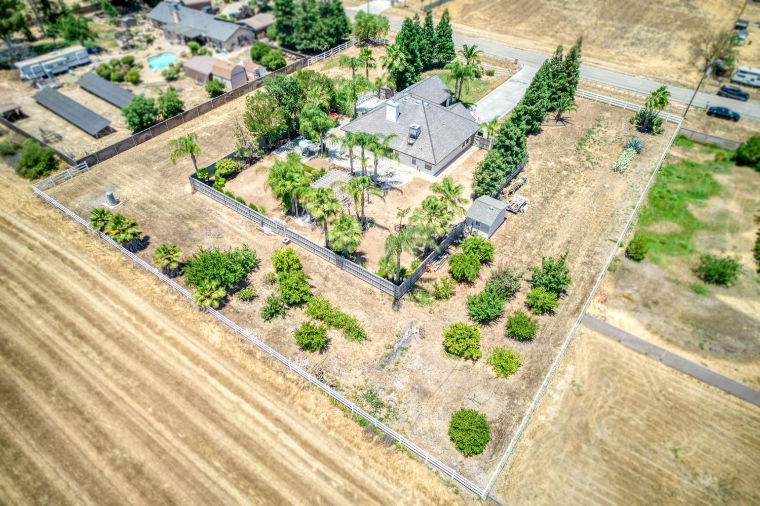 25106 Ave 18 Madera, CA 93638 - Photo 58 of 66