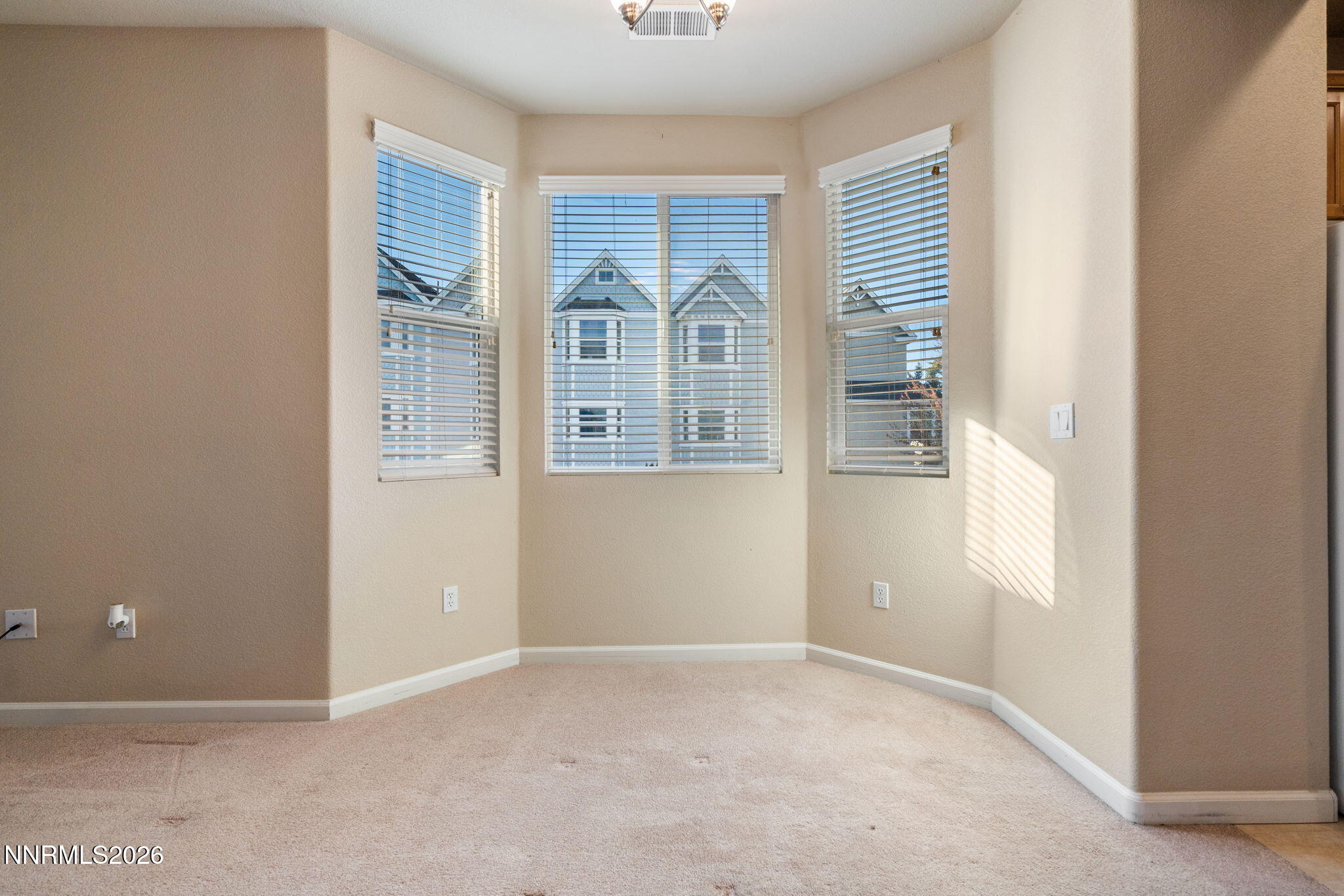 2205 Grosvenor Park Place Reno, NV 89509 - Photo 11 of 36 dining