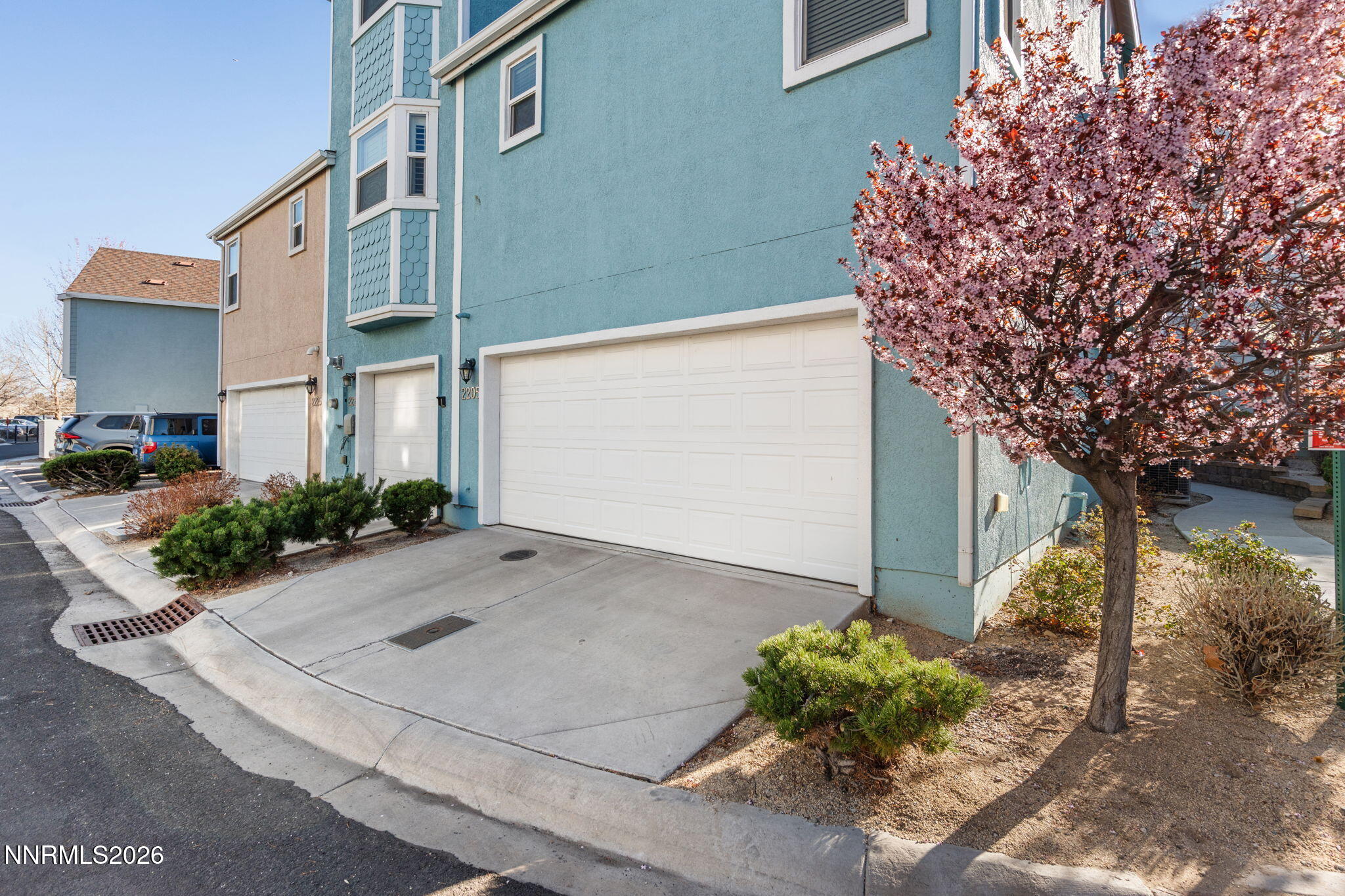 2205 Grosvenor Park Place Reno, NV 89509 - Photo 33 of 36 back garage 3