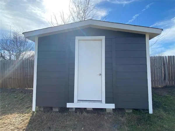 $1,850 | 141 Ruby Lake Drive, Kyle, TX 78640