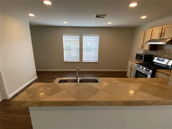 $1,850 | 141 Ruby Lake Drive, Kyle, TX 78640