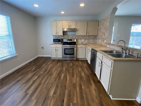 $1,850 | 141 Ruby Lake Drive, Kyle, TX 78640