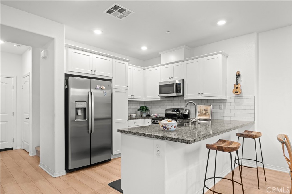 16502 Casa Grande Avenue, Unit 105 Fontana, CA 92336 - Photo 3 of 26