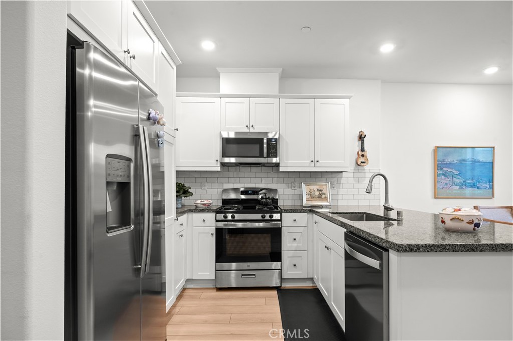 16502 Casa Grande Avenue, Unit 105 Fontana, CA 92336 - Photo 4 of 26