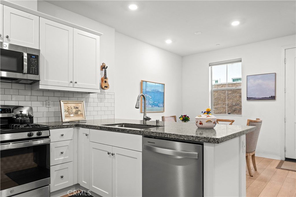 16502 Casa Grande Avenue, Unit 105 Fontana, CA 92336 - Photo 5 of 26