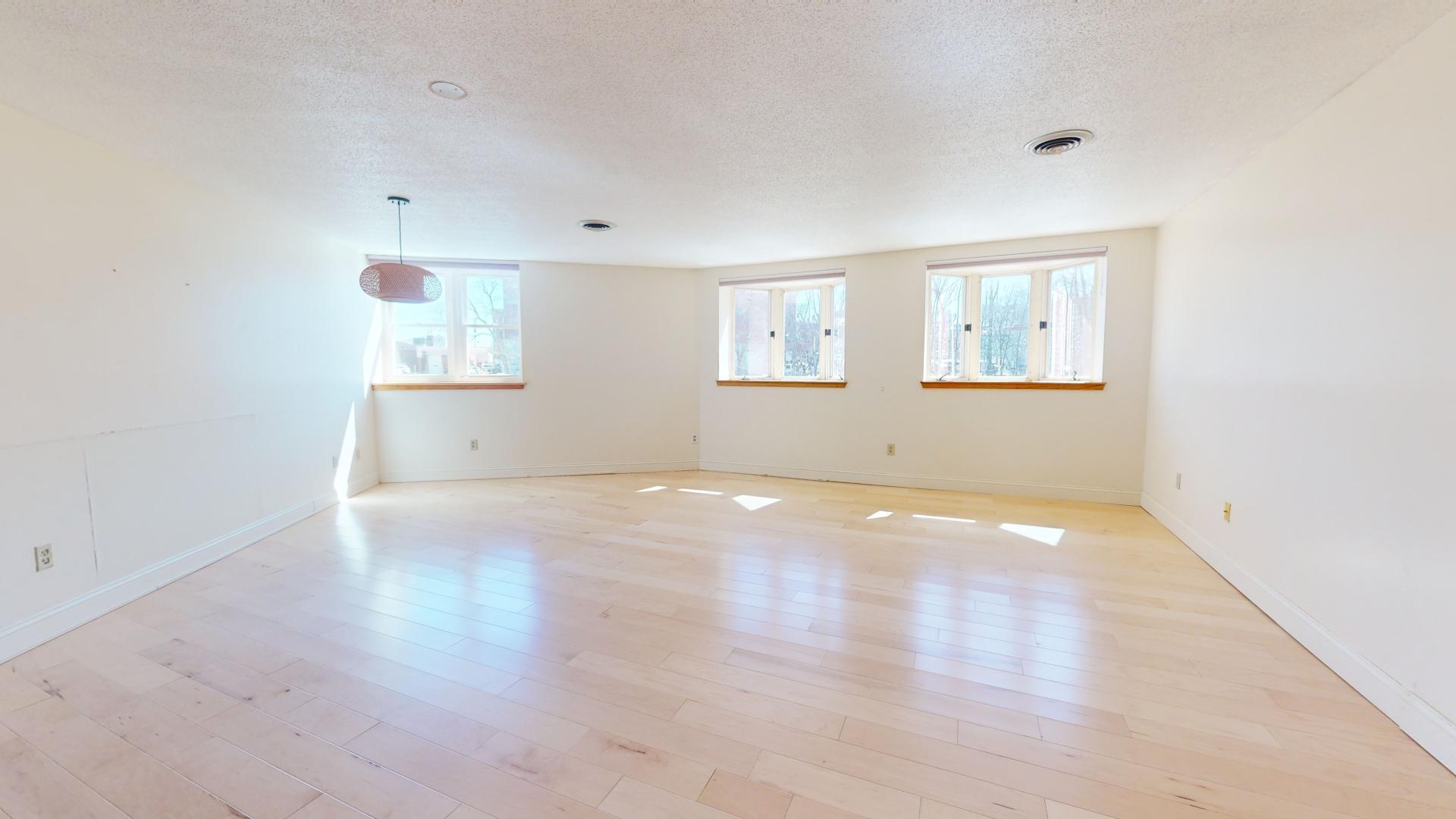 112 Franklin Street, Unit B3 Bangor, ME 04401 - Photo 16 of 86 112-Franklin-St-Unit-B3-04262024_123619