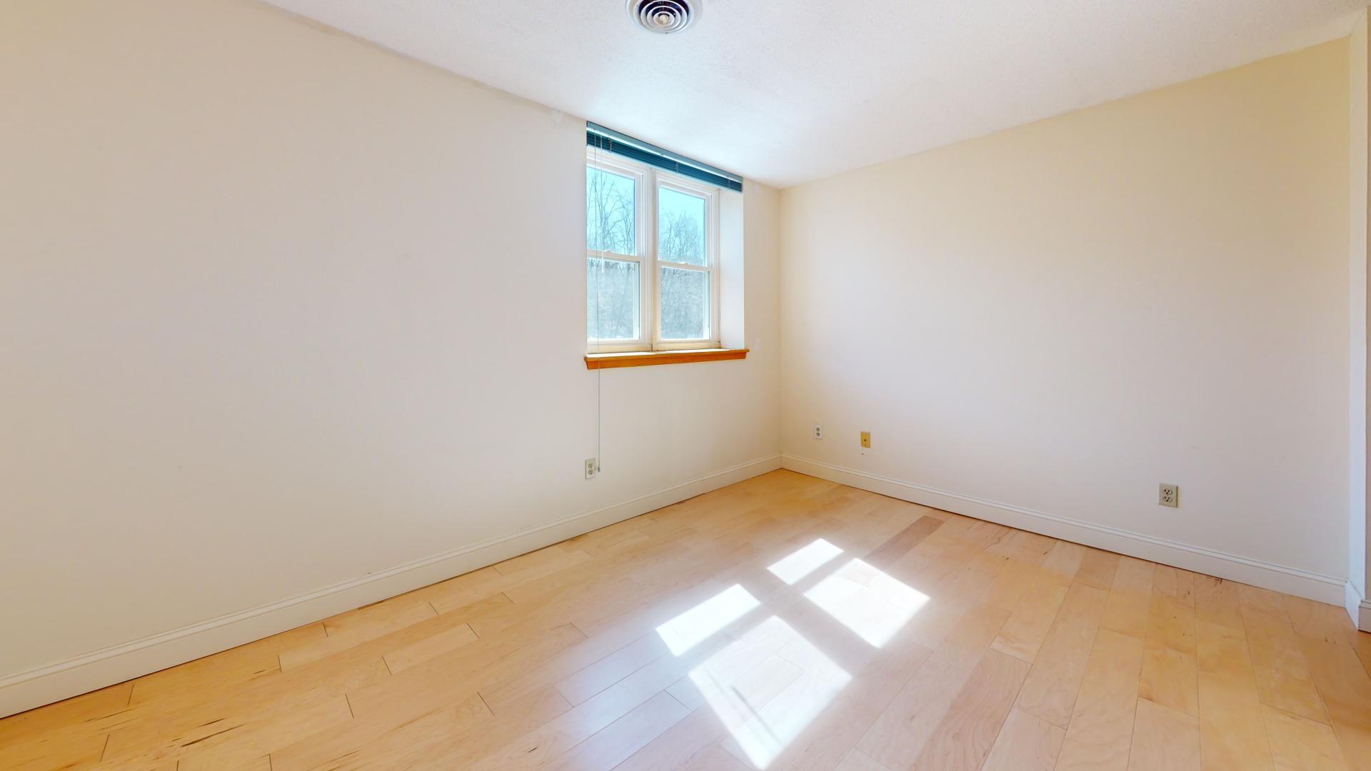 112 Franklin Street, Unit B3 Bangor, ME 04401 - Photo 32 of 86 112-Franklin-St-Unit-B3-Bedroom 2