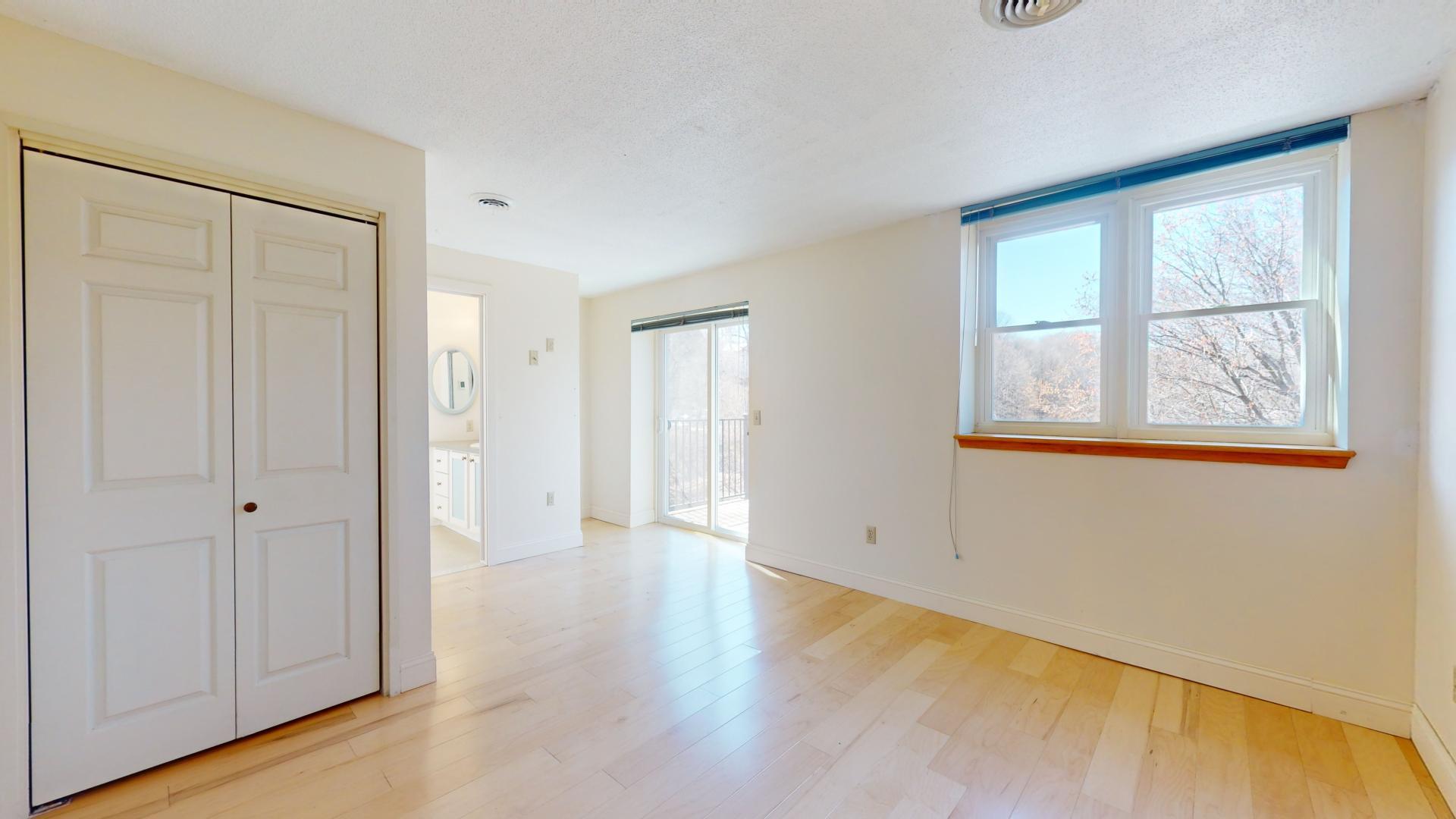 112 Franklin Street, Unit B3 Bangor, ME 04401 - Photo 37 of 86 112-Franklin-St-Unit-B3-04262024_125816