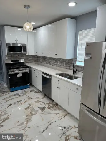 $159,000 | 1002 North Pine Street, Wilmington, DE 19801