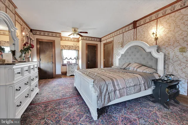 $419,900 | 518 East Broad Street, Tamaqua, PA 18252