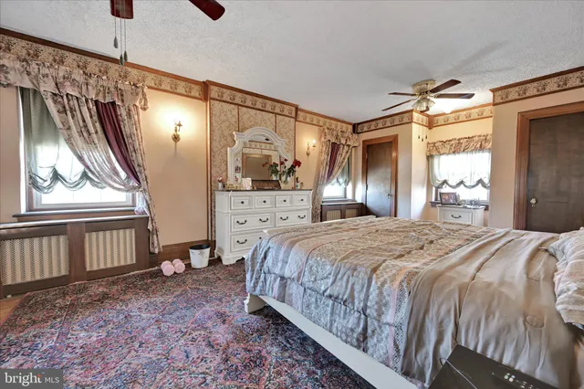 $419,900 | 518 East Broad Street, Tamaqua, PA 18252