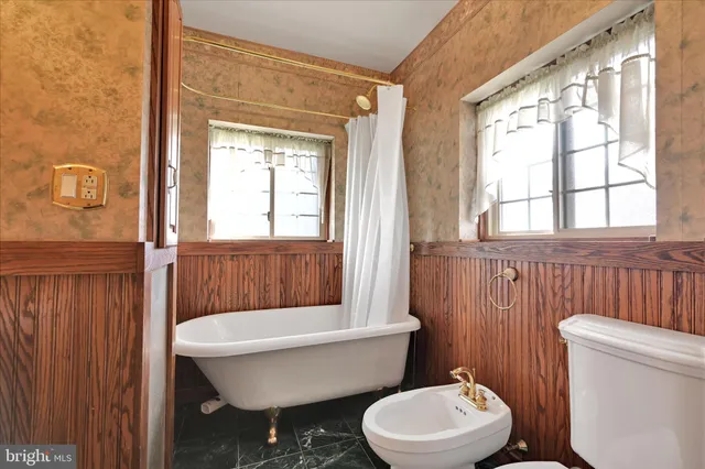 $419,900 | 518 East Broad Street, Tamaqua, PA 18252