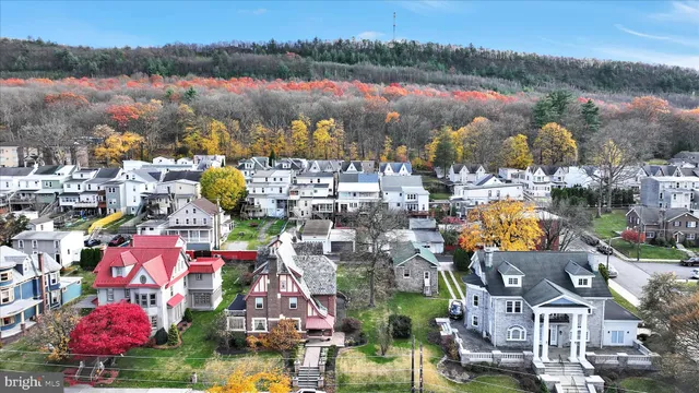 $419,900 | 518 East Broad Street, Tamaqua, PA 18252