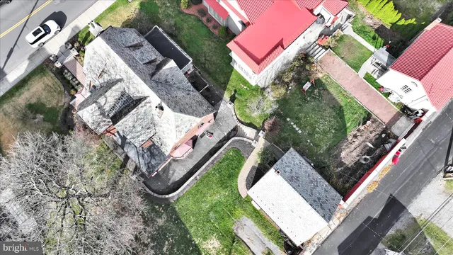 $419,900 | 518 East Broad Street, Tamaqua, PA 18252