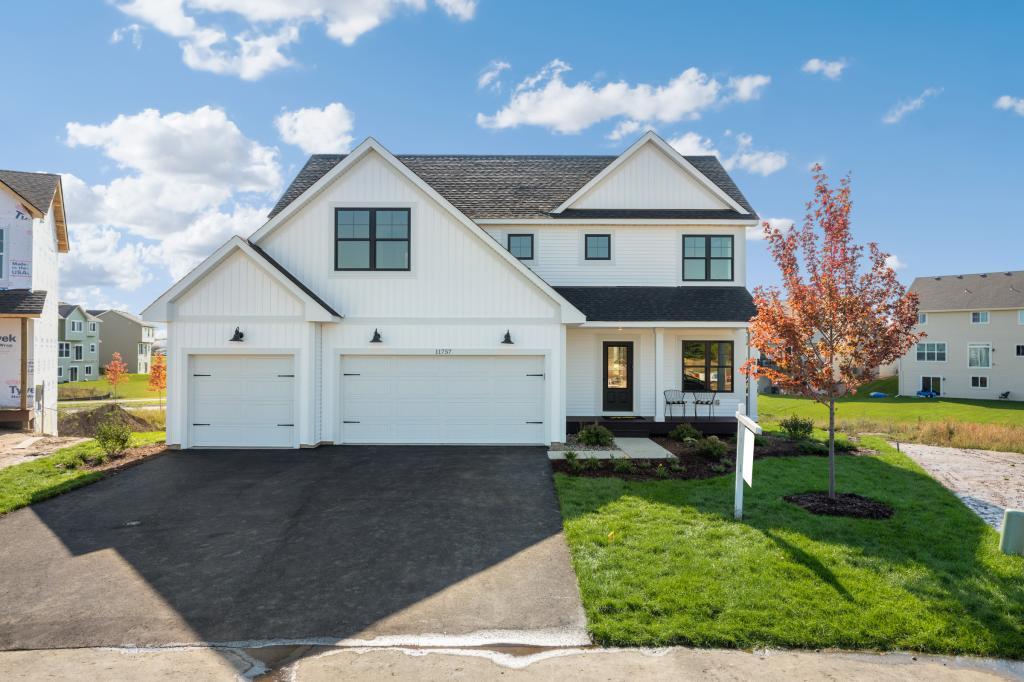 6469 Fox Road Lino Lakes, MN 55014 - Photo 2 of 33 Gallery Image 2