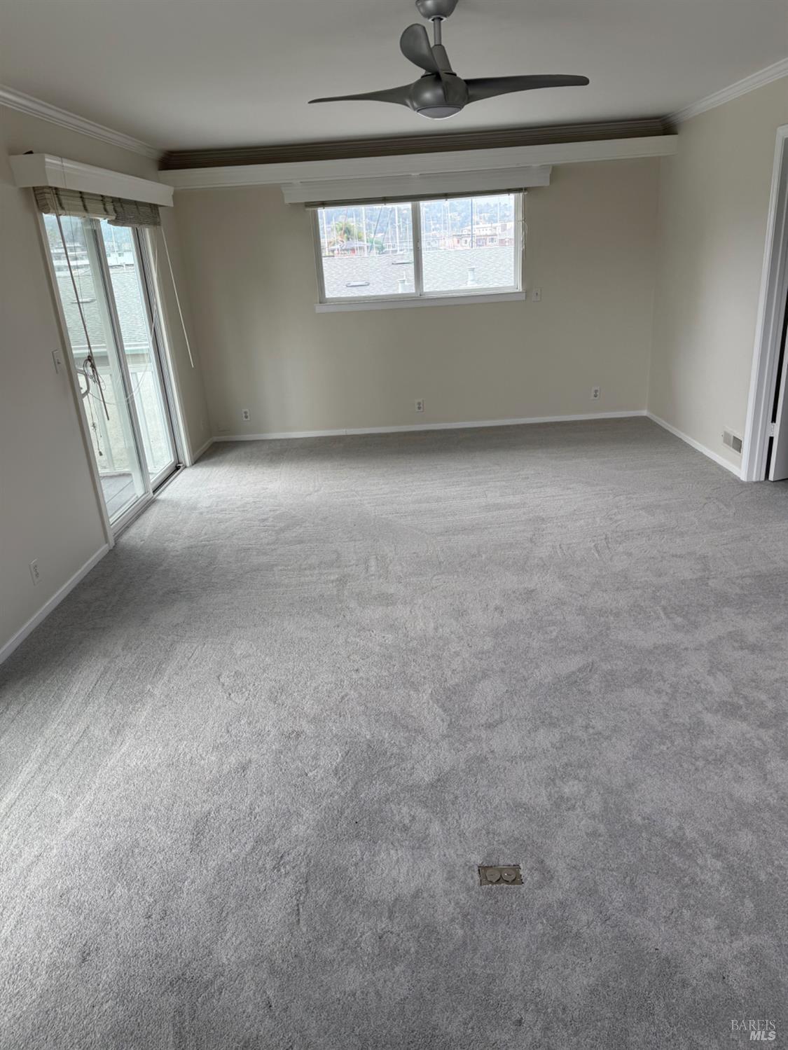 16 Harbor View Court San Rafael, CA 94901 - Photo 11 of 20 an empty room with a window